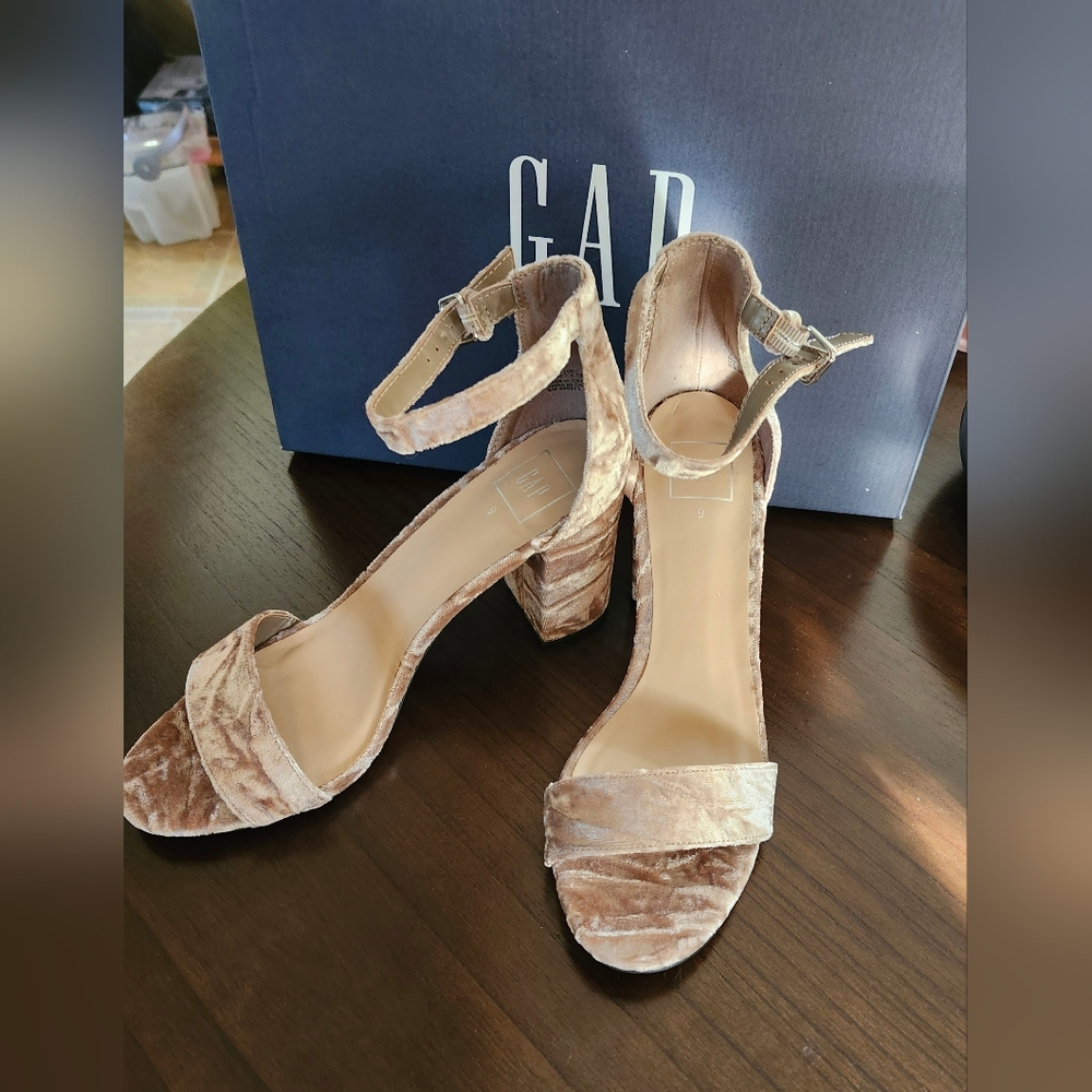 Gap brand high heels
